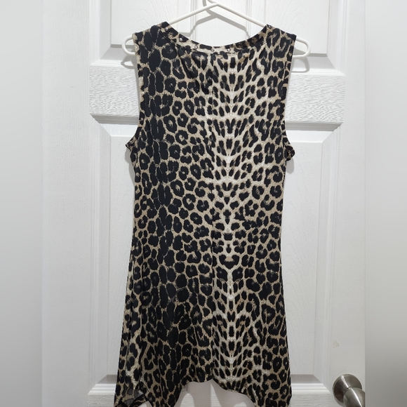 Animal Print Top - Picture 3 of 3